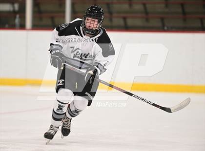 Thumbnail 3 in Darien @ Xavier photogallery.
