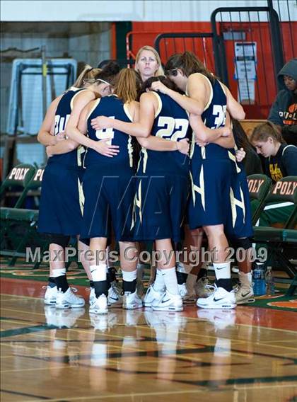 Thumbnail 2 in La Sierra vs. Yucaipa (Lady Bears Holiday Classic) photogallery.