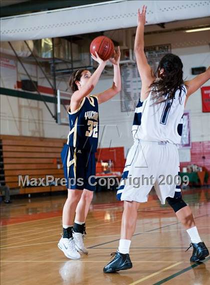 Thumbnail 3 in La Sierra vs. Yucaipa (Lady Bears Holiday Classic) photogallery.