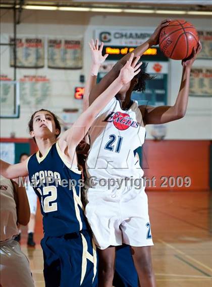 Thumbnail 2 in La Sierra vs. Yucaipa (Lady Bears Holiday Classic) photogallery.