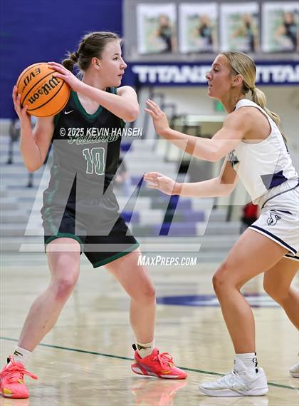 Thumbnail 2 in Clearfield @ Syracuse photogallery.