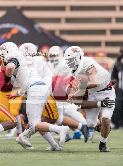 Thumbnail 2 in O'Dea @ Eastside Catholic photogallery.