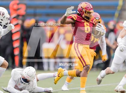 Thumbnail 2 in O'Dea @ Eastside Catholic photogallery.
