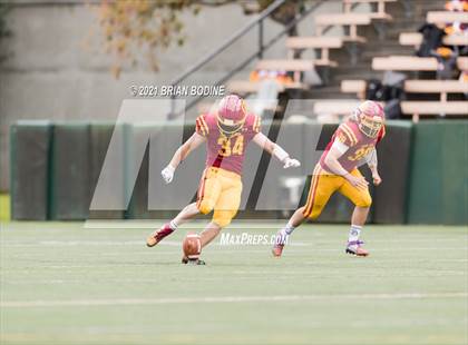 Thumbnail 1 in O'Dea @ Eastside Catholic photogallery.