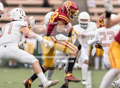 Thumbnail 3 in O'Dea @ Eastside Catholic photogallery.