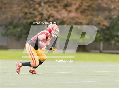 Thumbnail 3 in O'Dea @ Eastside Catholic photogallery.