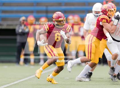 Thumbnail 1 in O'Dea @ Eastside Catholic photogallery.