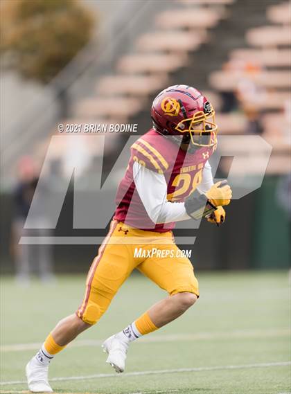 Thumbnail 2 in O'Dea @ Eastside Catholic photogallery.