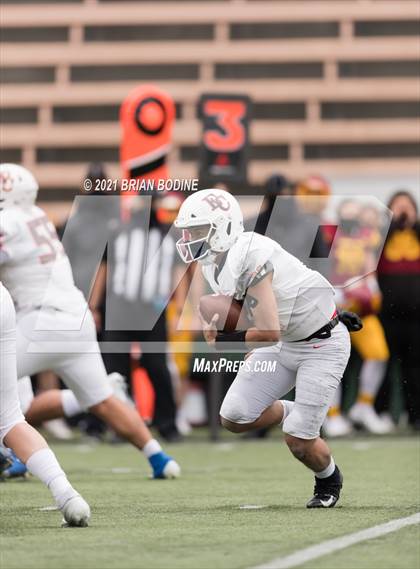 Thumbnail 2 in O'Dea @ Eastside Catholic photogallery.