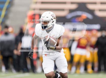 Thumbnail 3 in O'Dea @ Eastside Catholic photogallery.
