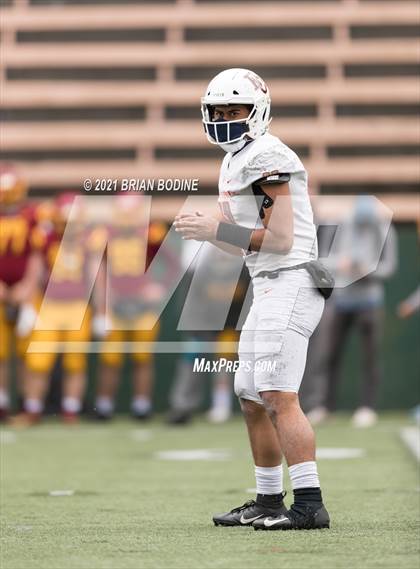 Thumbnail 1 in O'Dea @ Eastside Catholic photogallery.
