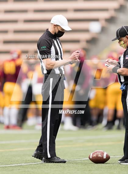 Thumbnail 2 in O'Dea @ Eastside Catholic photogallery.