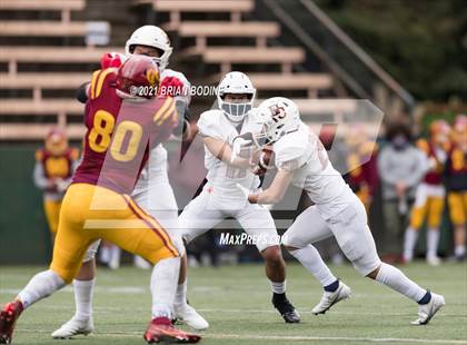 Thumbnail 1 in O'Dea @ Eastside Catholic photogallery.