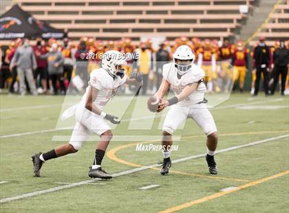 Thumbnail 3 in O'Dea @ Eastside Catholic photogallery.