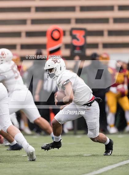 Thumbnail 3 in O'Dea @ Eastside Catholic photogallery.