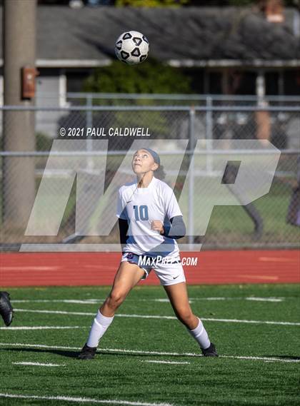 Thumbnail 3 in Silas @ Timberline District Playoff photogallery.