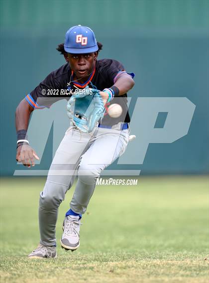 Thumbnail 3 in Grand Oaks vs The Woodlands photogallery.