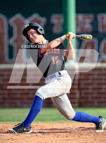 Thumbnail 1 in Grand Oaks vs The Woodlands photogallery.