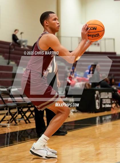 Thumbnail 2 in River Bluff vs Lakeside (Cayce Roundball Classic) photogallery.