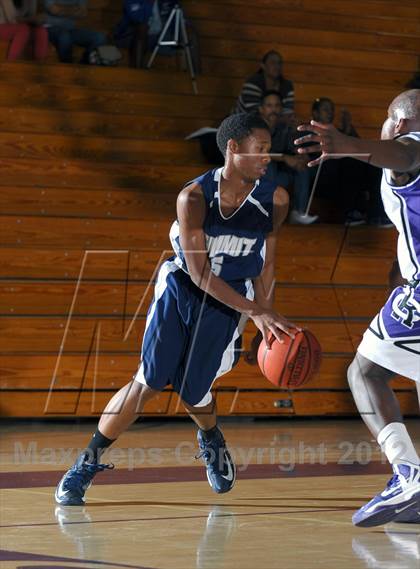 Thumbnail 3 in Summit vs Rancho Cucamonga (Inland Empire Classic) photogallery.