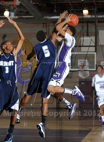 Thumbnail 1 in Summit vs Rancho Cucamonga (Inland Empire Classic) photogallery.