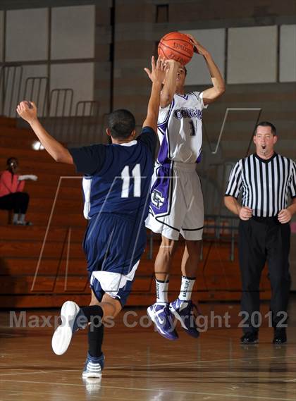 Thumbnail 2 in Summit vs Rancho Cucamonga (Inland Empire Classic) photogallery.