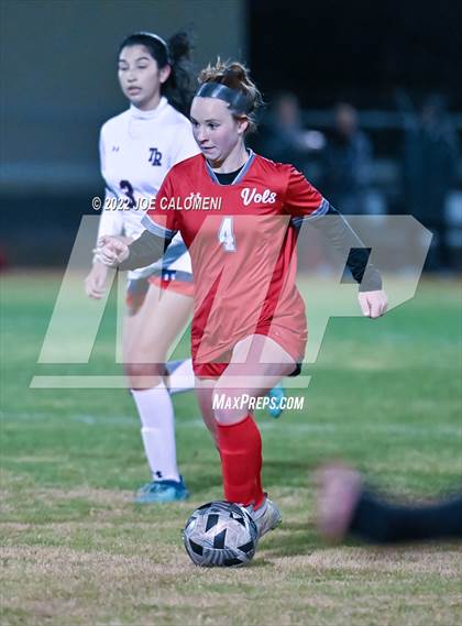Thumbnail 1 in Lee vs SA Roosevelt photogallery.