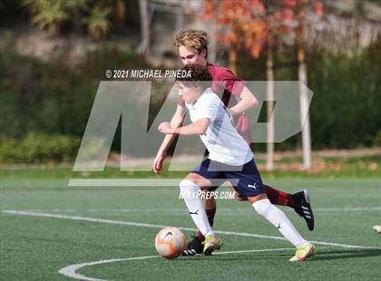 Thumbnail 2 in Laguna Beach vs. St. John Bosco (Hawks Invitational) photogallery.