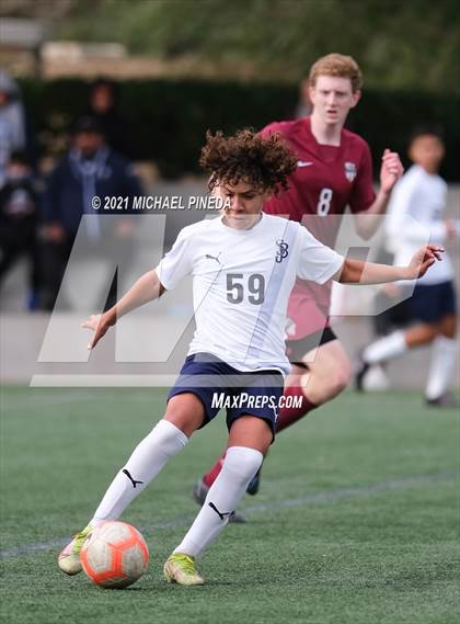 Thumbnail 3 in Laguna Beach vs. St. John Bosco (Hawks Invitational) photogallery.
