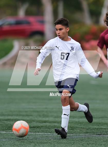 Thumbnail 3 in Laguna Beach vs. St. John Bosco (Hawks Invitational) photogallery.