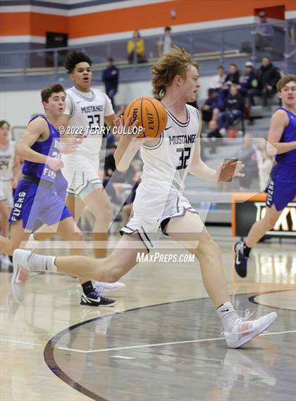 Thumbnail 2 in Herriman vs. Dixie (Falcon Classic) photogallery.