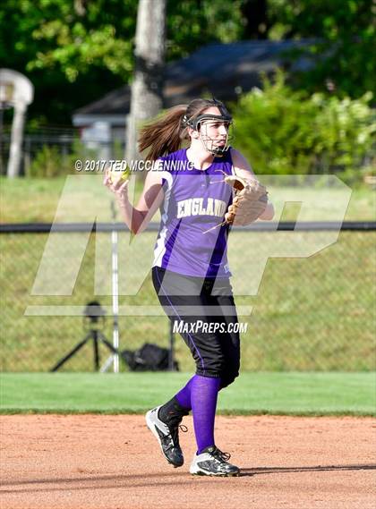 Thumbnail 1 in White County Central vs. England photogallery.