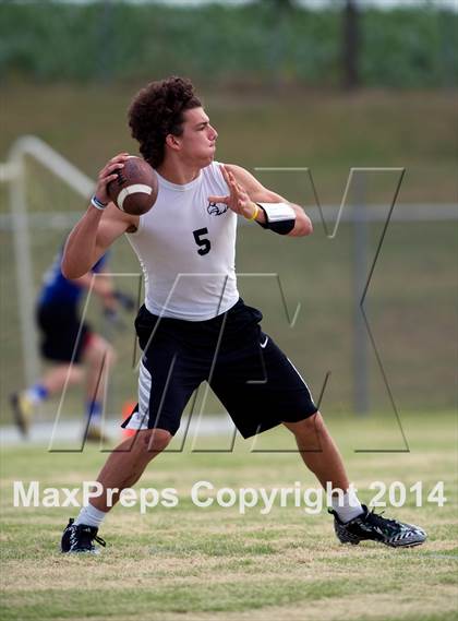 Thumbnail 2 in Frisco Liberty 7 on 7 SQT photogallery.