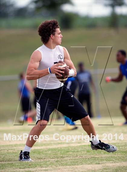 Thumbnail 1 in Frisco Liberty 7 on 7 SQT photogallery.