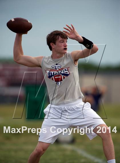 Thumbnail 1 in Frisco Liberty 7 on 7 SQT photogallery.