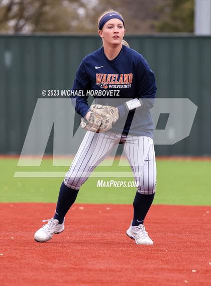 Thumbnail 3 in Lovejoy vs. Wakeland photogallery.