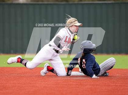 Thumbnail 1 in Lovejoy vs. Wakeland photogallery.