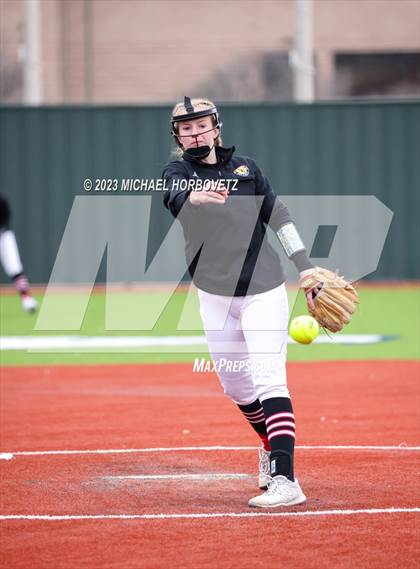 Thumbnail 2 in Lovejoy vs. Wakeland photogallery.