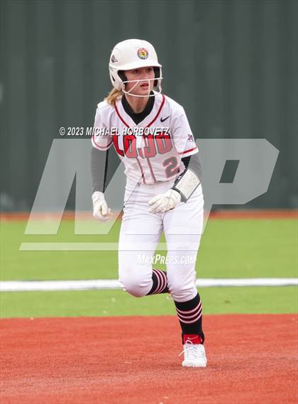 Thumbnail 2 in Lovejoy vs. Wakeland photogallery.
