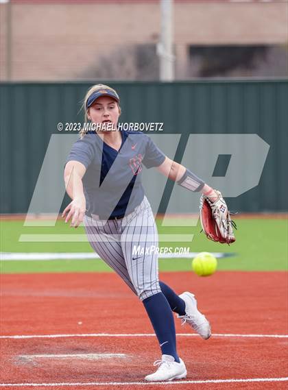 Thumbnail 2 in Lovejoy vs. Wakeland photogallery.