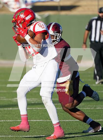 Thumbnail 2 in Coronado vs Red Oak (UIL 5A Division 1 Regional) photogallery.