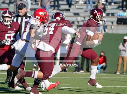 Thumbnail 3 in Coronado vs Red Oak (UIL 5A Division 1 Regional) photogallery.