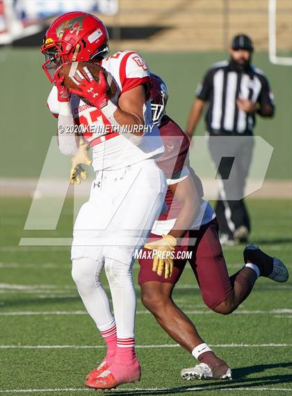 Thumbnail 1 in Coronado vs Red Oak (UIL 5A Division 1 Regional) photogallery.