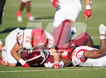 Thumbnail 2 in Coronado vs Red Oak (UIL 5A Division 1 Regional) photogallery.
