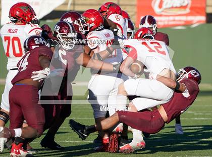 Thumbnail 3 in Coronado vs Red Oak (UIL 5A Division 1 Regional) photogallery.