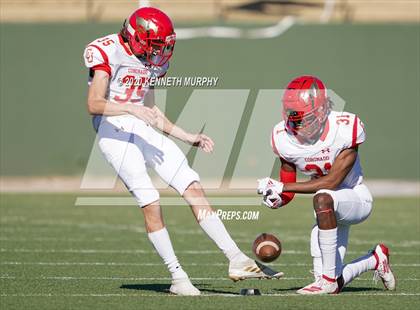Thumbnail 1 in Coronado vs Red Oak (UIL 5A Division 1 Regional) photogallery.