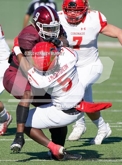 Thumbnail 2 in Coronado vs Red Oak (UIL 5A Division 1 Regional) photogallery.
