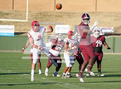 Thumbnail 3 in Coronado vs Red Oak (UIL 5A Division 1 Regional) photogallery.