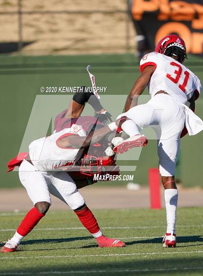 Thumbnail 2 in Coronado vs Red Oak (UIL 5A Division 1 Regional) photogallery.