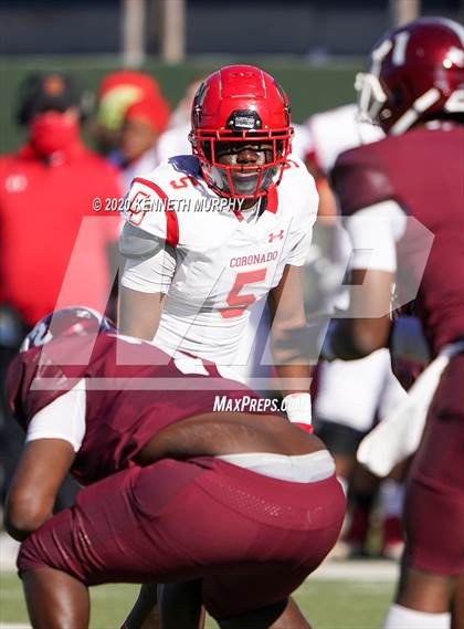 Thumbnail 2 in Coronado vs Red Oak (UIL 5A Division 1 Regional) photogallery.